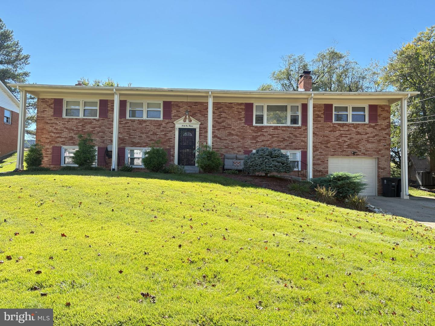 6112 RAYBURN DR Property Photo 1