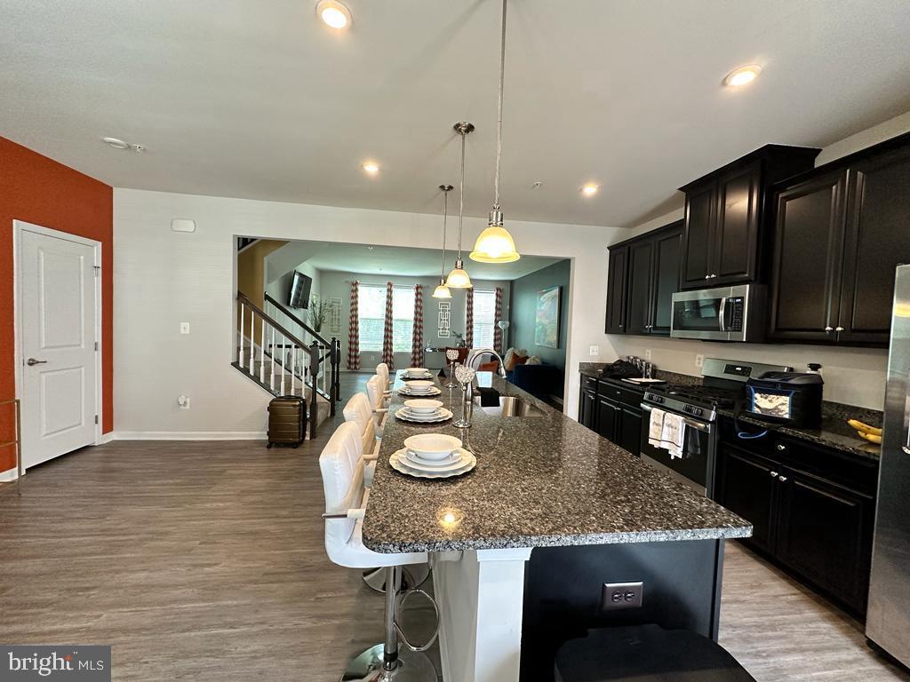 10159 Dorsey Ln Property Photo 3