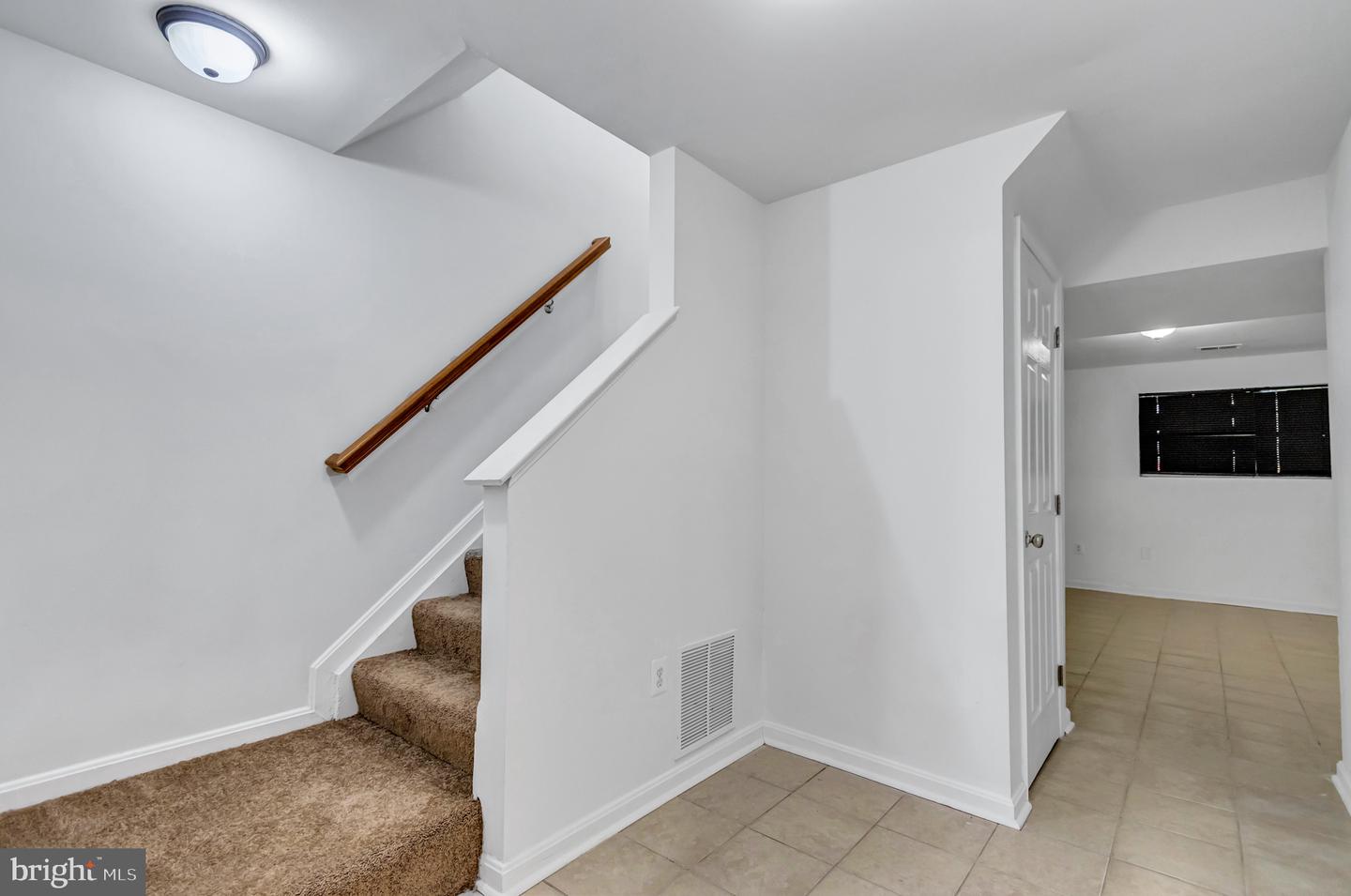 812 Vauxhall Rd Property Photo 29