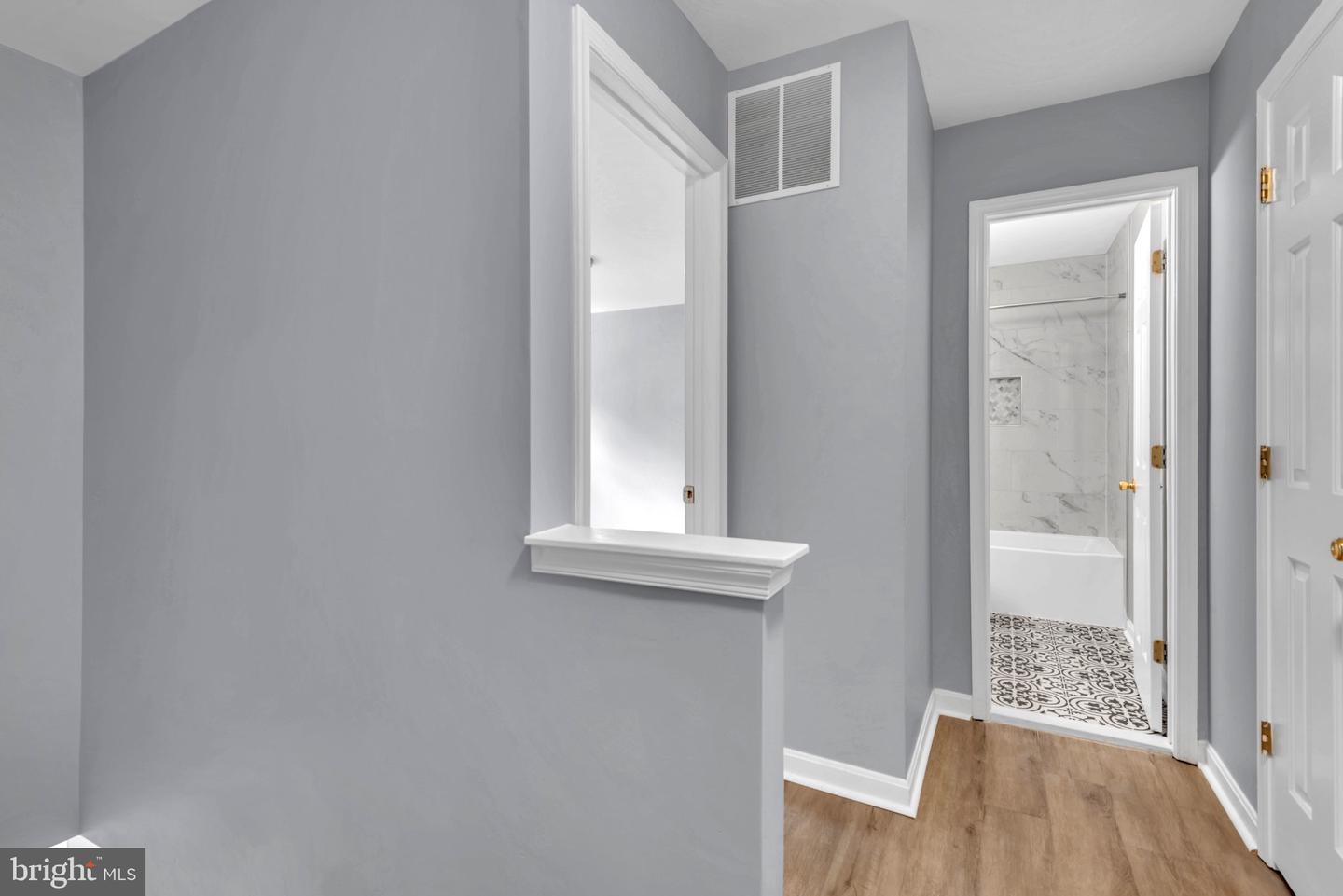 17304 Newton Ct Property Photo 29