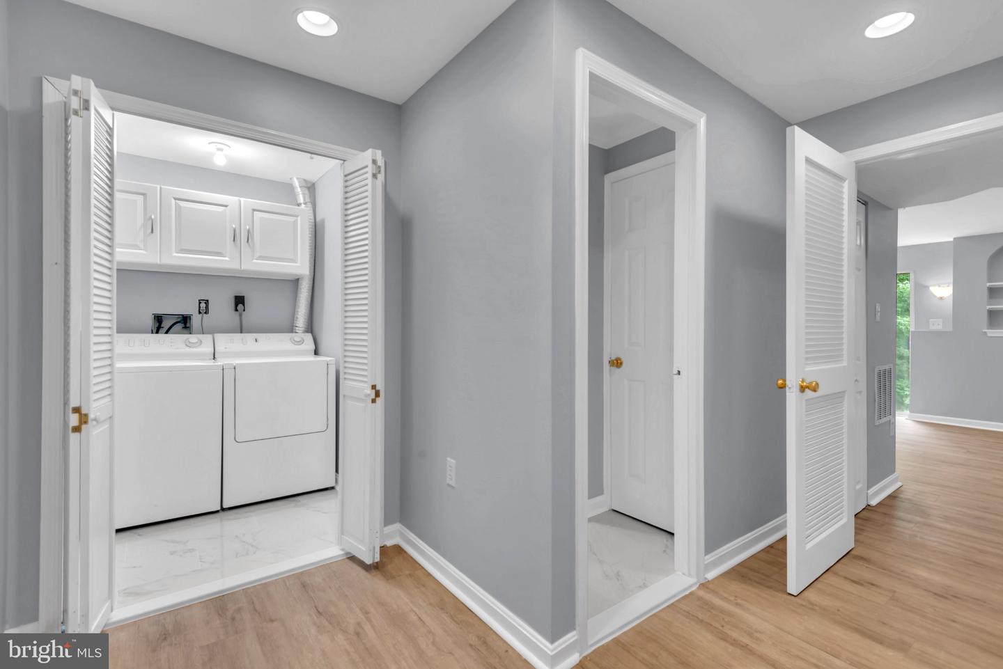 17304 Newton Ct Property Photo 30