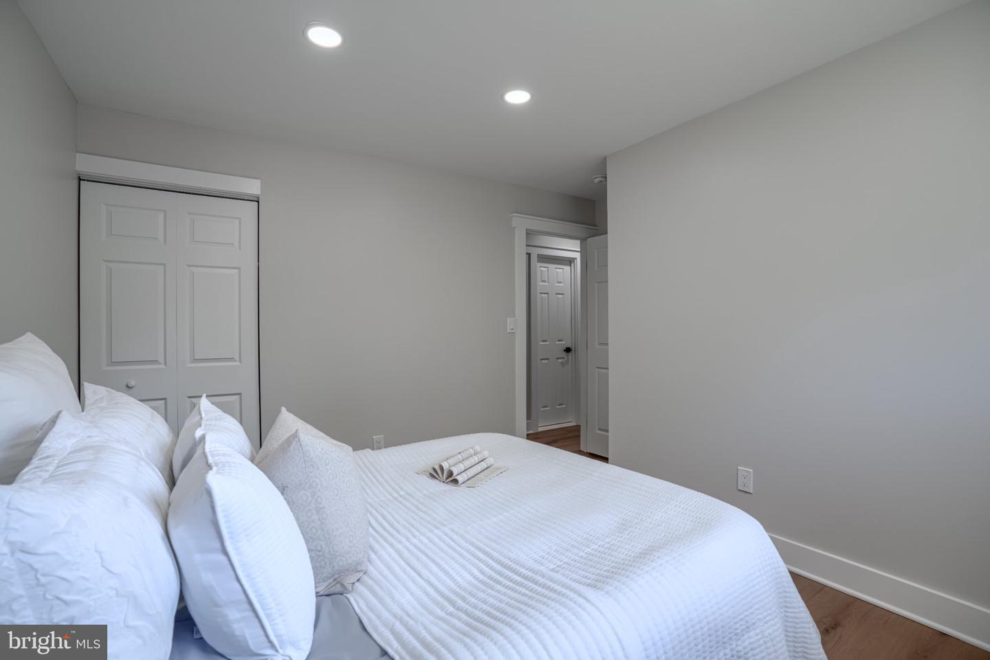 7920 Dellwood Ave Property Photo 23