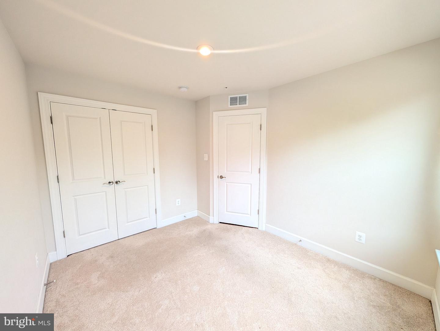 3511 Carnaby St Property Photo 8