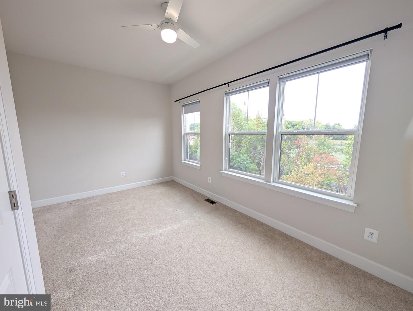 3511 Carnaby St Property Photo 13