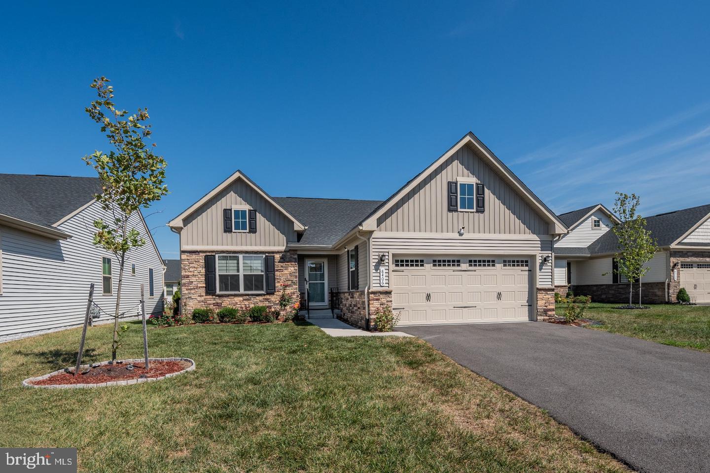 8406 Meadow Rock Ct Property Photo 38
