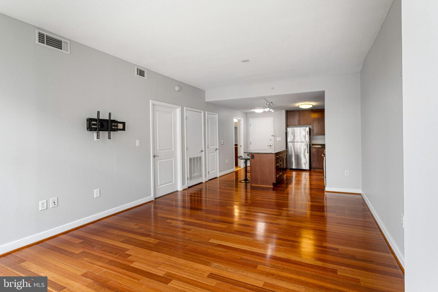 157 Fleet St #608 Property Photo 7
