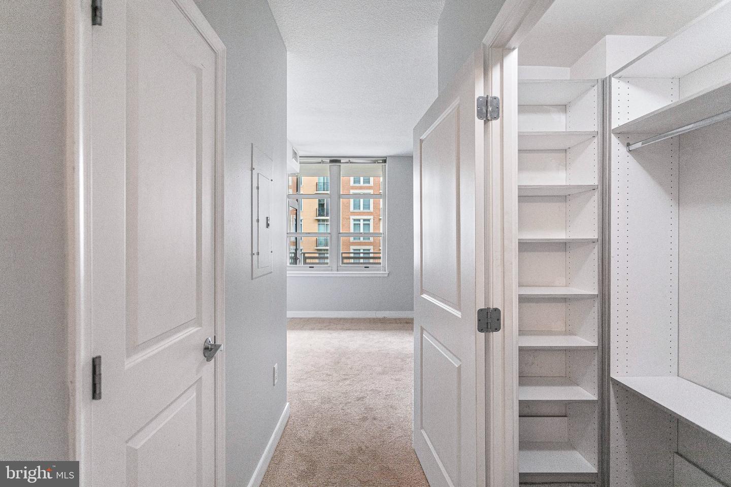 157 Fleet St #608 Property Photo 15