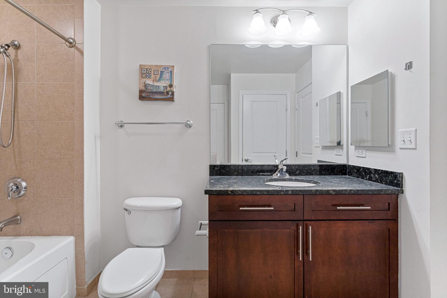 157 Fleet St #608 Property Photo 17