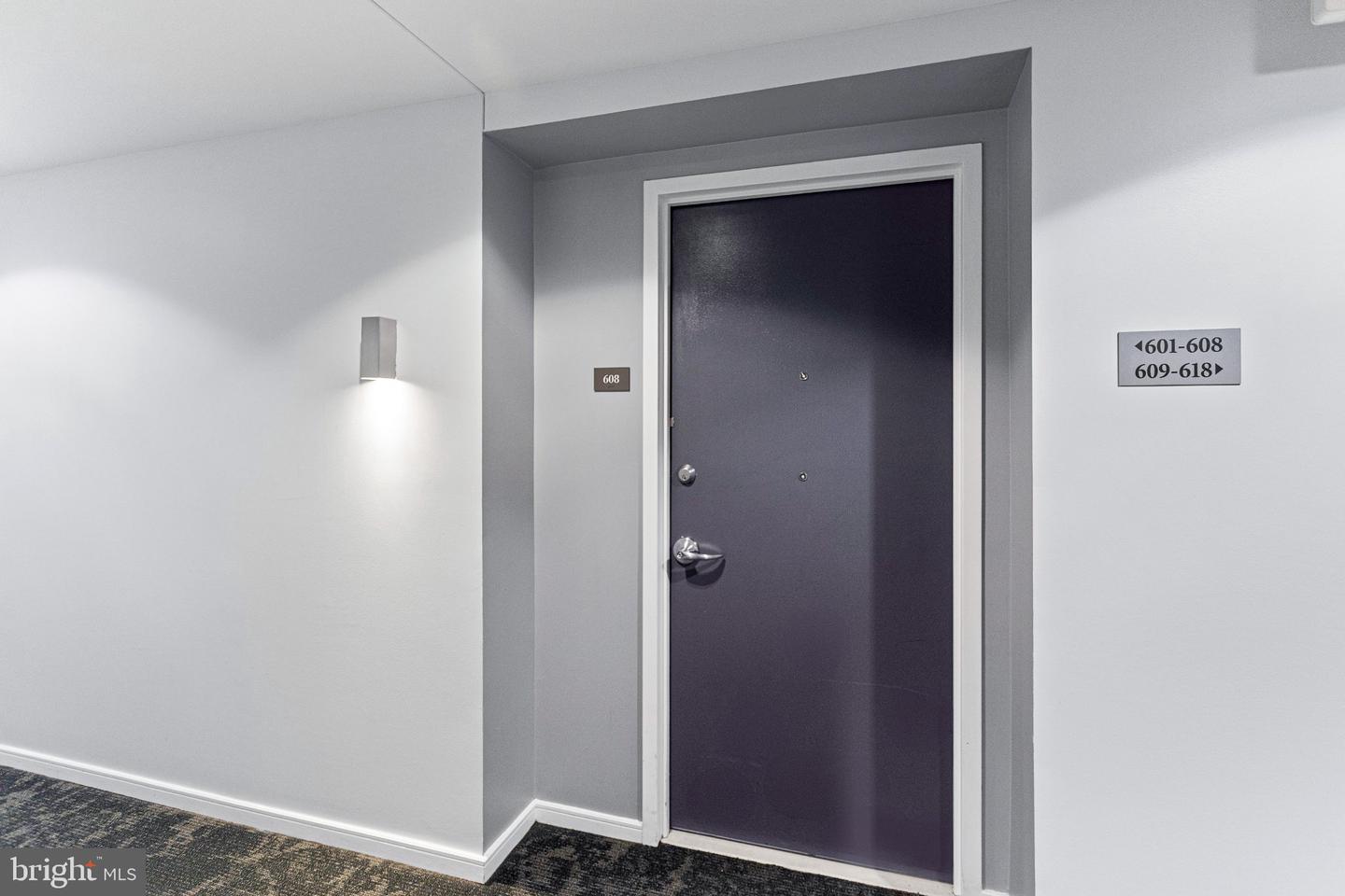 157 Fleet St #608 Property Photo 22