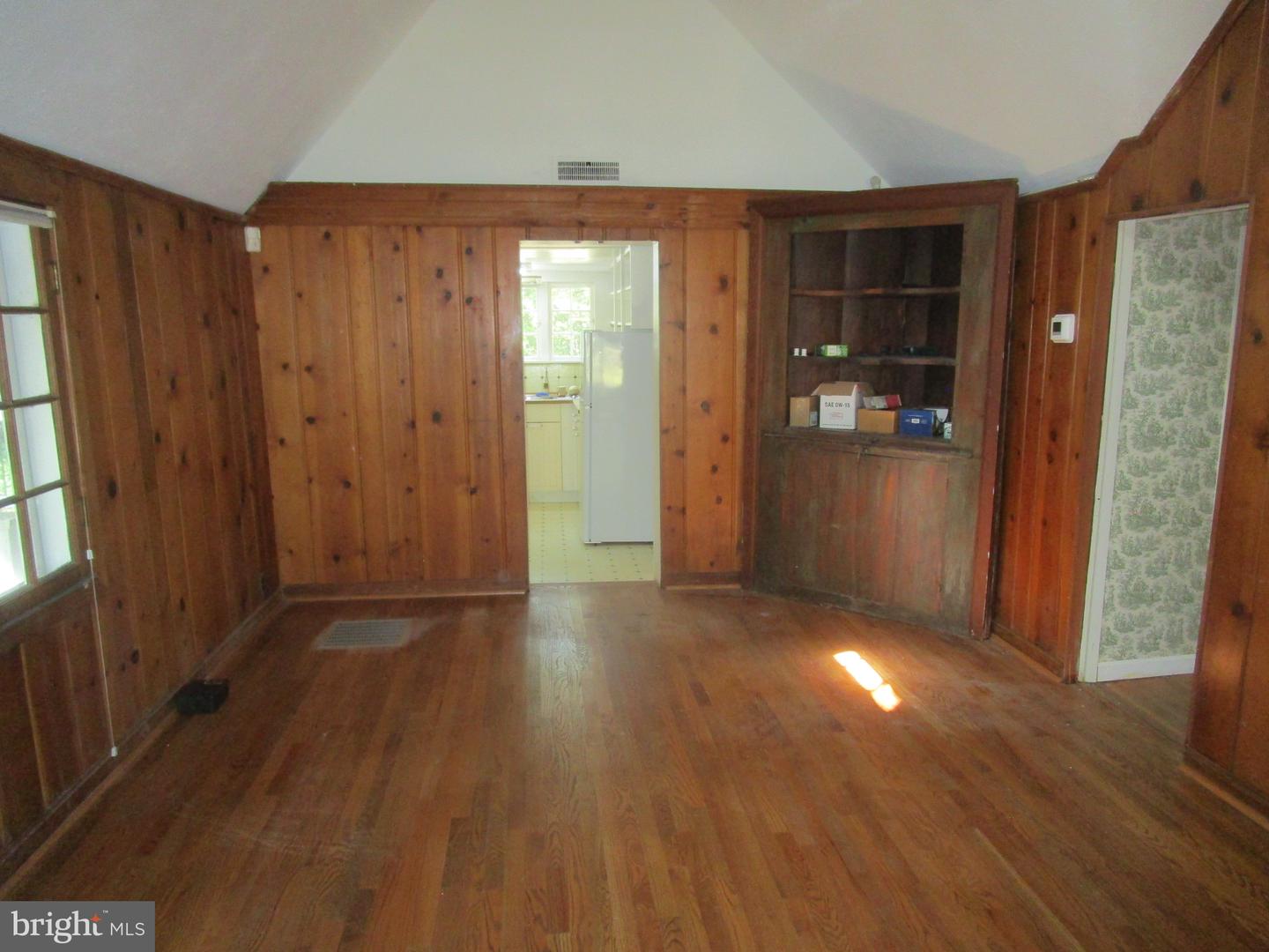 16605 Bealle Hill Rd Property Photo 6