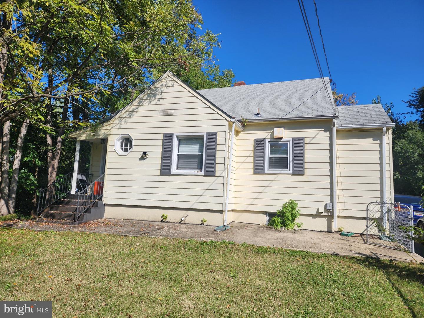 4808 DELAWARE ST Property Photo 1