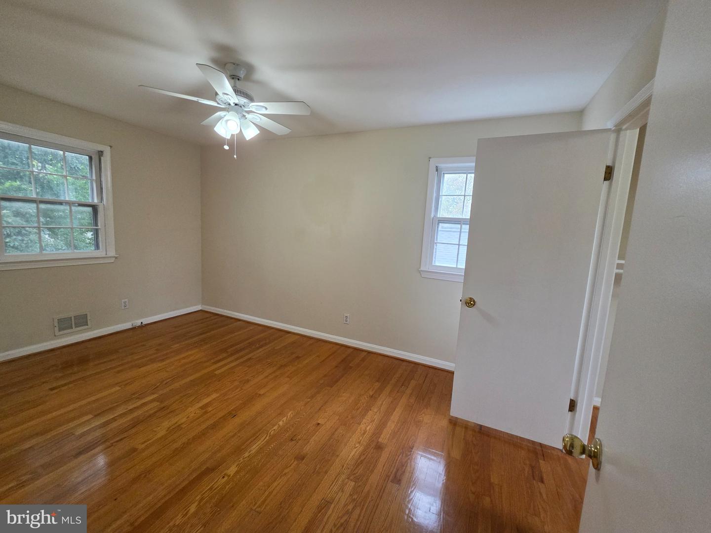 4808 Lexington Ave Property Photo 14