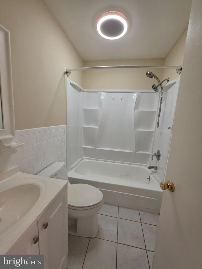 4808 Lexington Ave Property Photo 20
