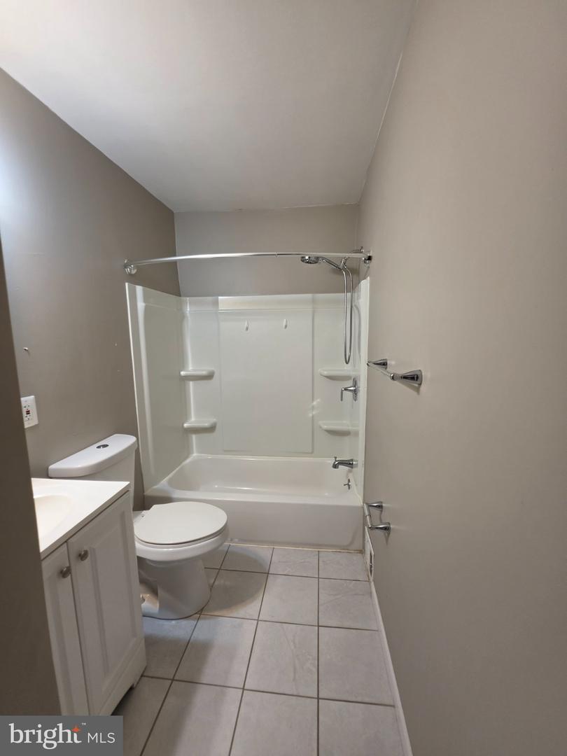 4808 Lexington Ave Property Photo 21