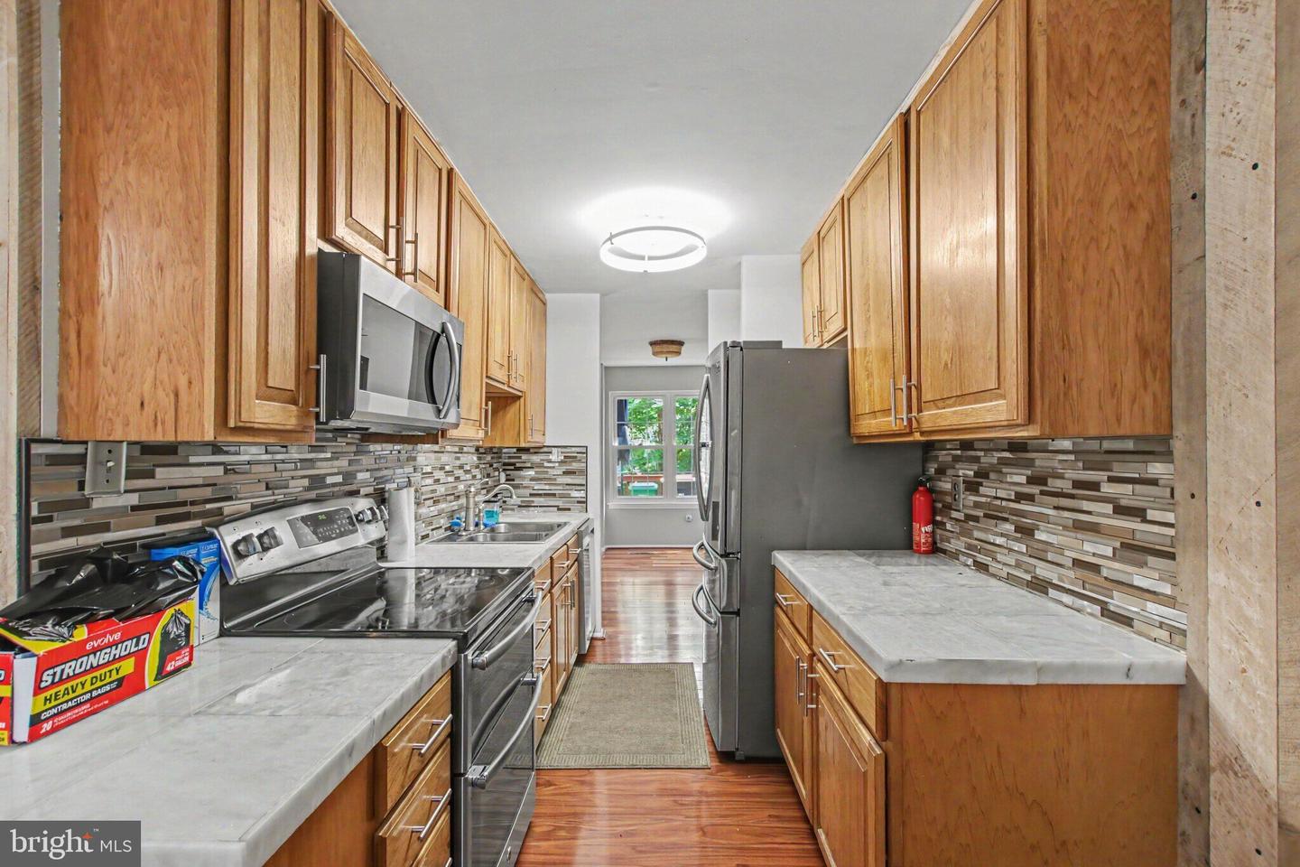 MDPG2221338 Property Photo 12