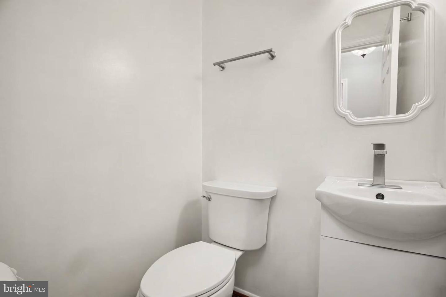 MDPG2221338 Property Photo 24
