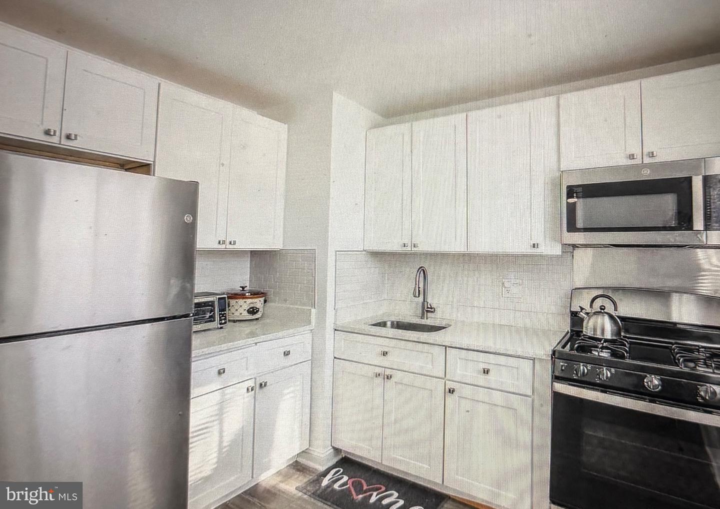 7975 Riggs Rd Rd #4 Property Photo 20