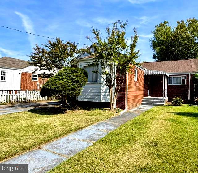 6609 23rd Ave Property Photo 1