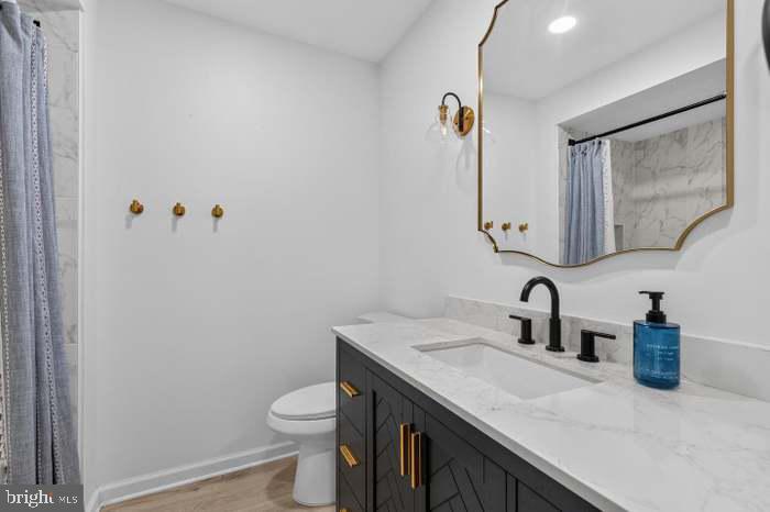 8810 Bluffwood Ln Property Photo 4