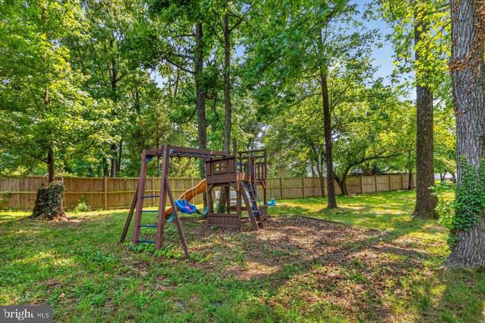 8810 Bluffwood Ln Property Photo 8