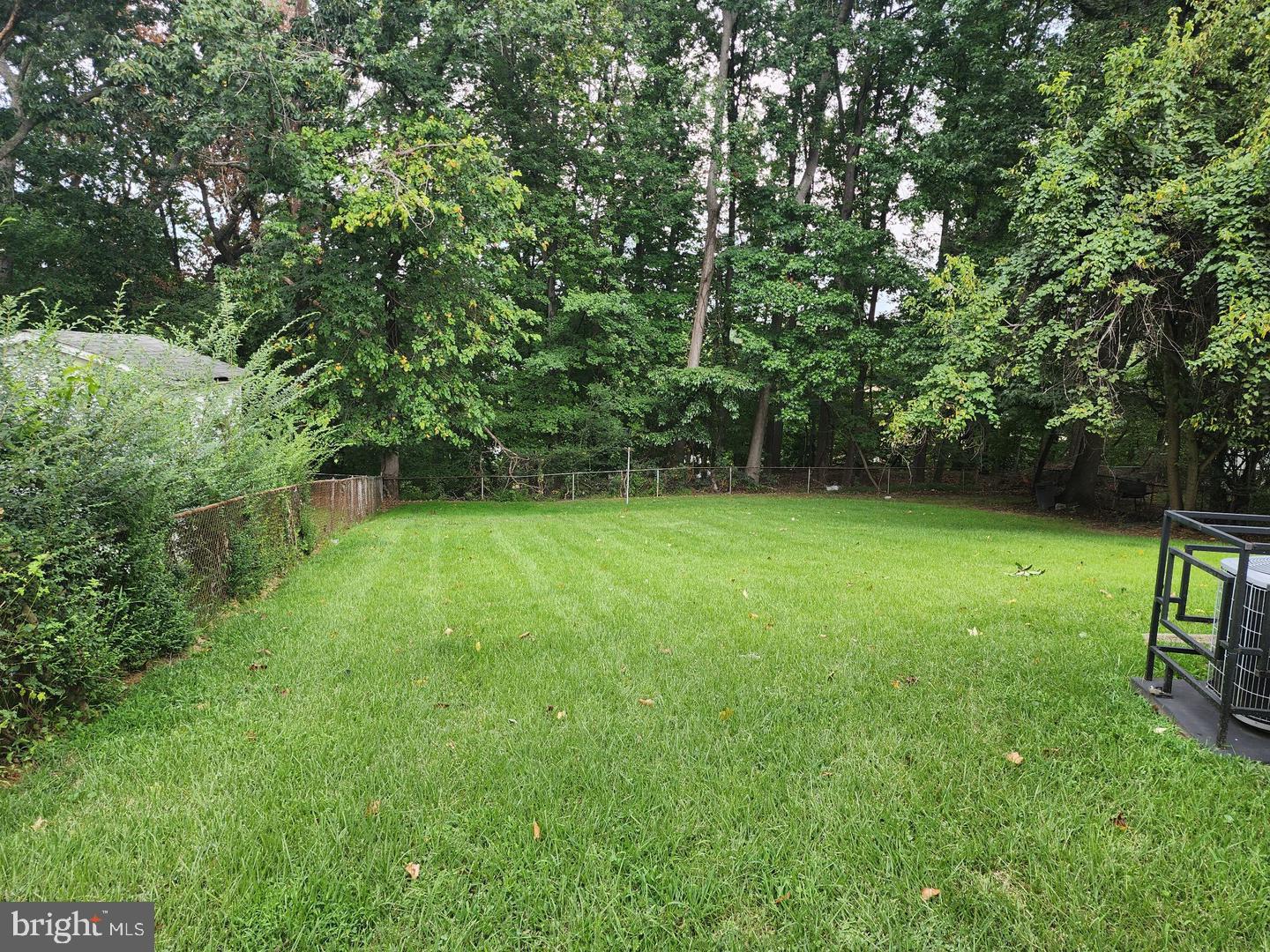 4541 Akron St Property Photo 24
