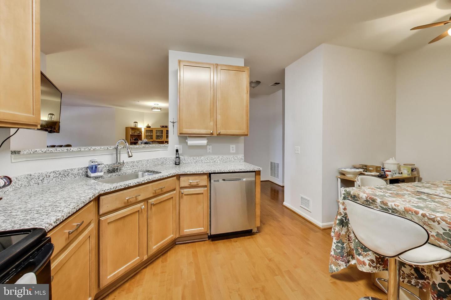 13901 Belle Chasse Blvd #215 Property Photo 8