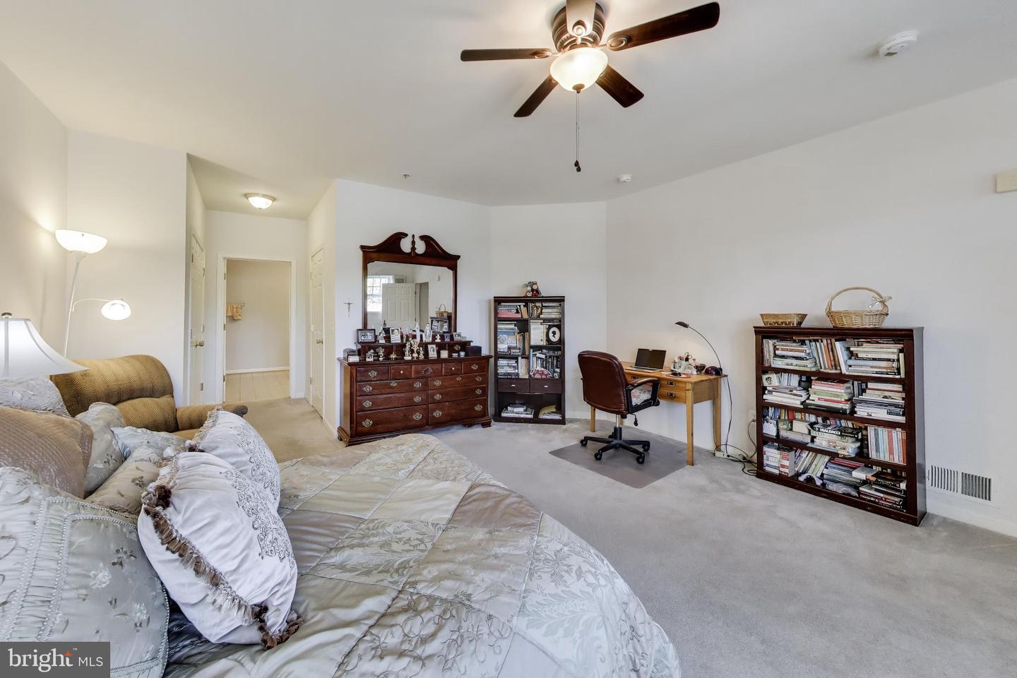 13901 Belle Chasse Blvd #215 Property Photo 14