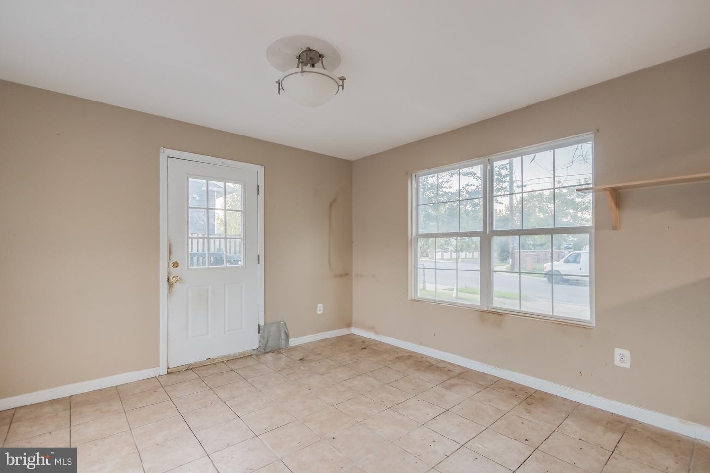 6306 Balfour Dr Property Photo 5