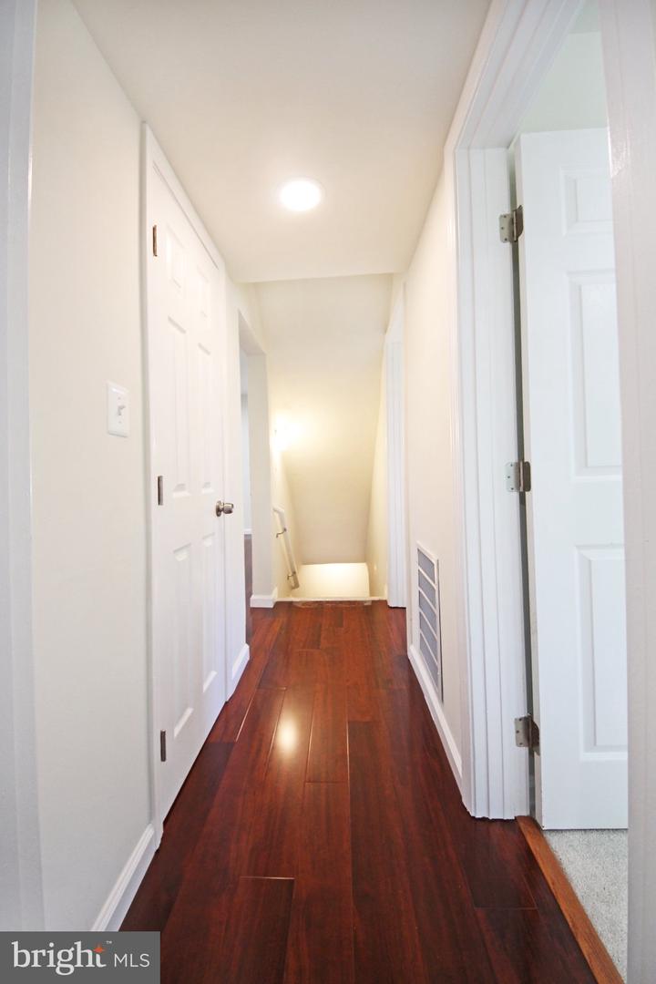 6807 Elmhurst St Property Photo 23