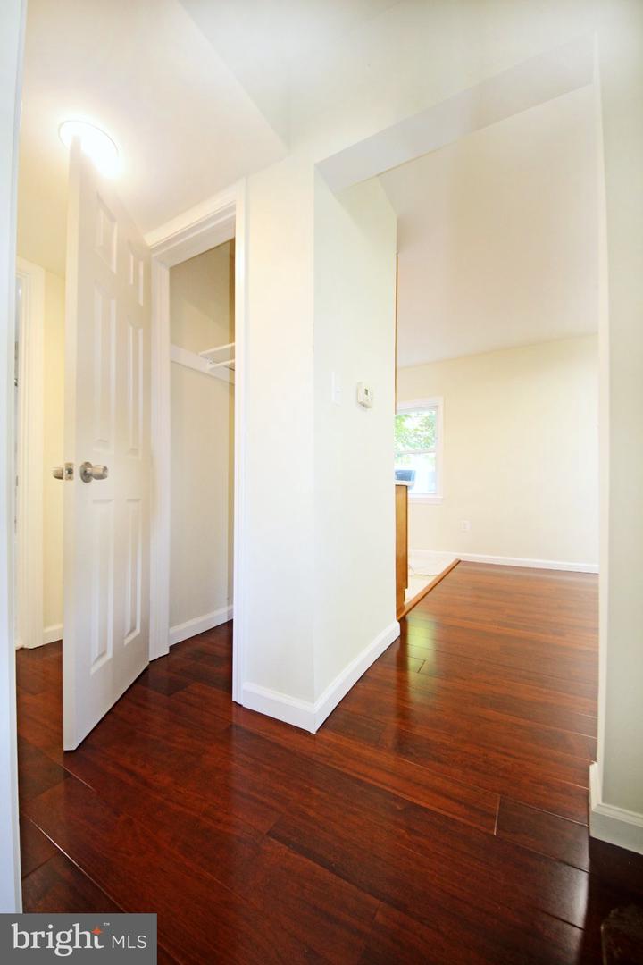 6807 Elmhurst St Property Photo 26