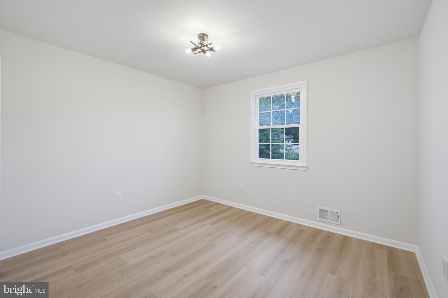 16123 Jerald Rd Property Photo 38
