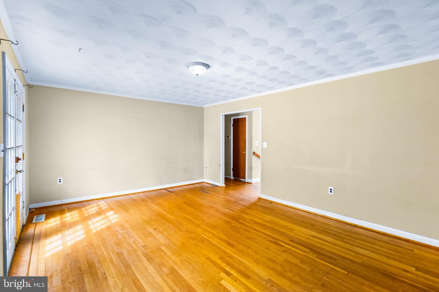11511 Chantilly Ln Property Photo 14