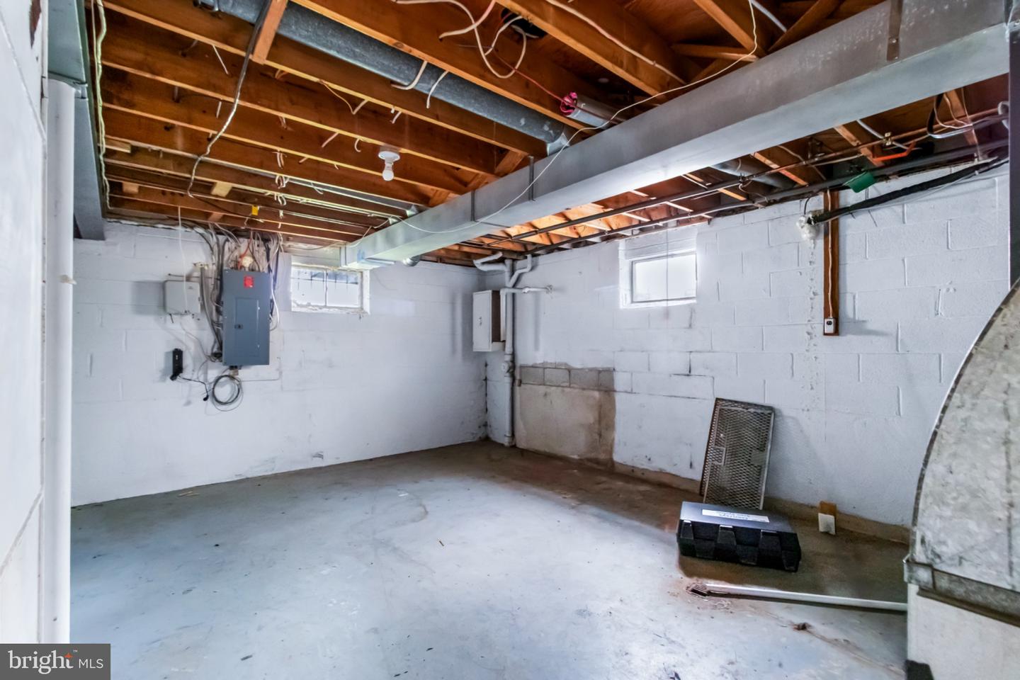 11511 Chantilly Ln Property Photo 41