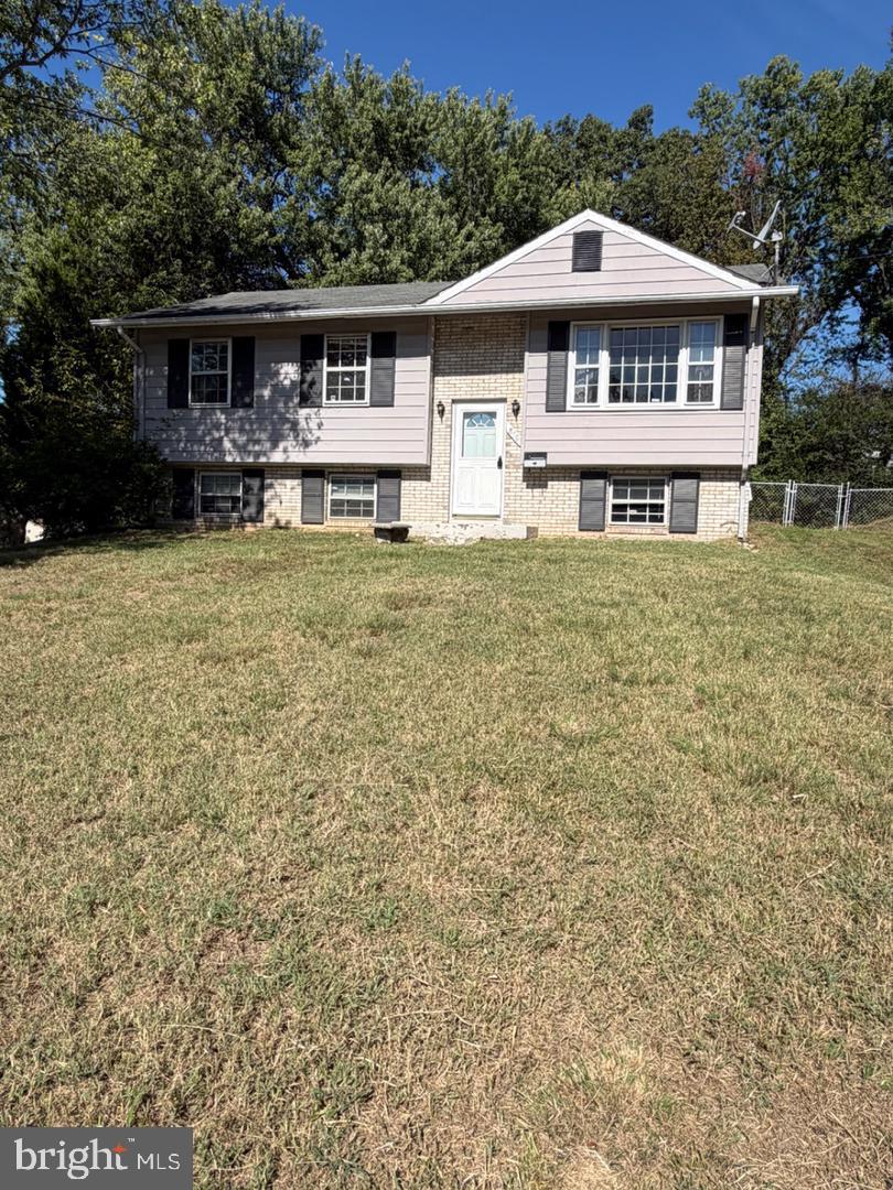 8703 Reicher St Property Photo 1