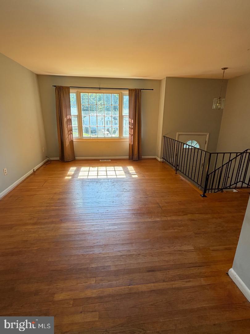 8703 Reicher St Property Photo 3