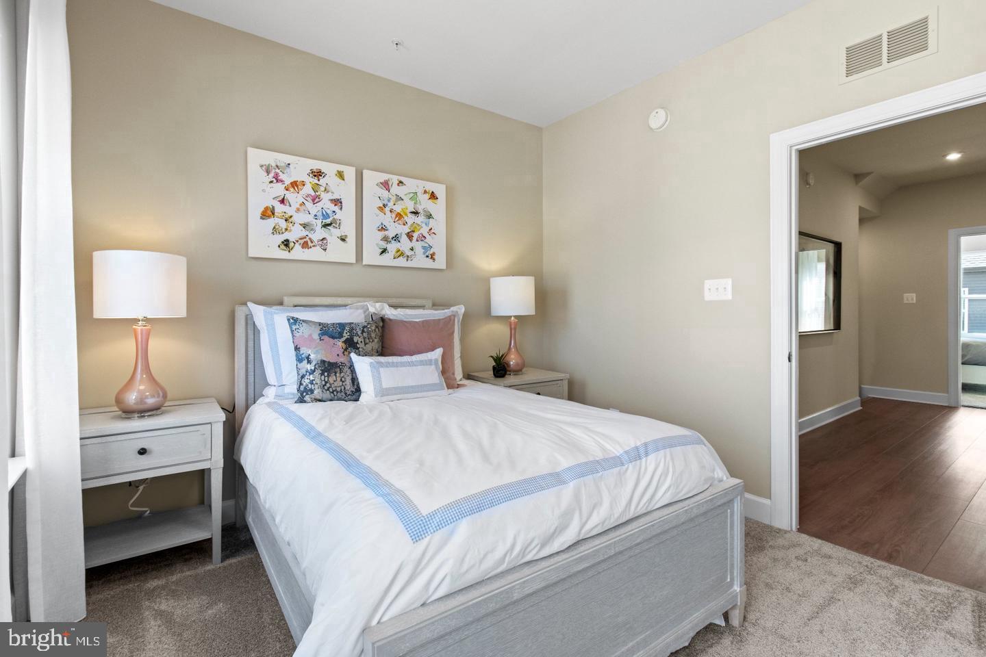 14303 Bronte St Property Photo 6
