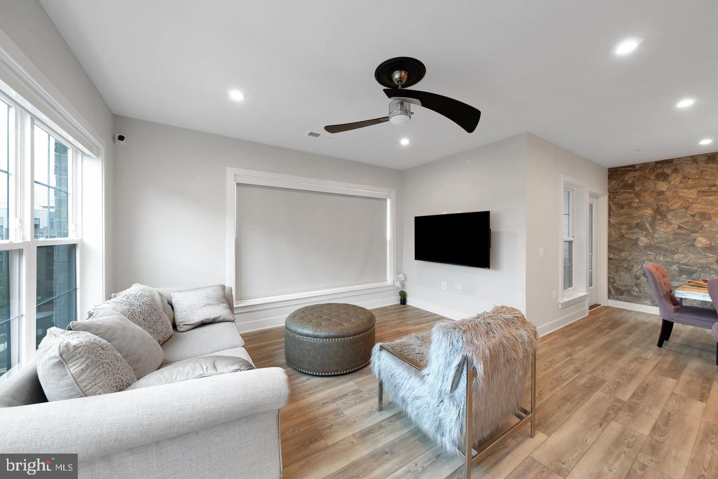 102 Saint Ives Pl #301 Property Photo 8