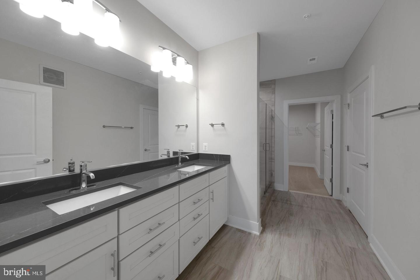 102 Saint Ives Pl #301 Property Photo 12
