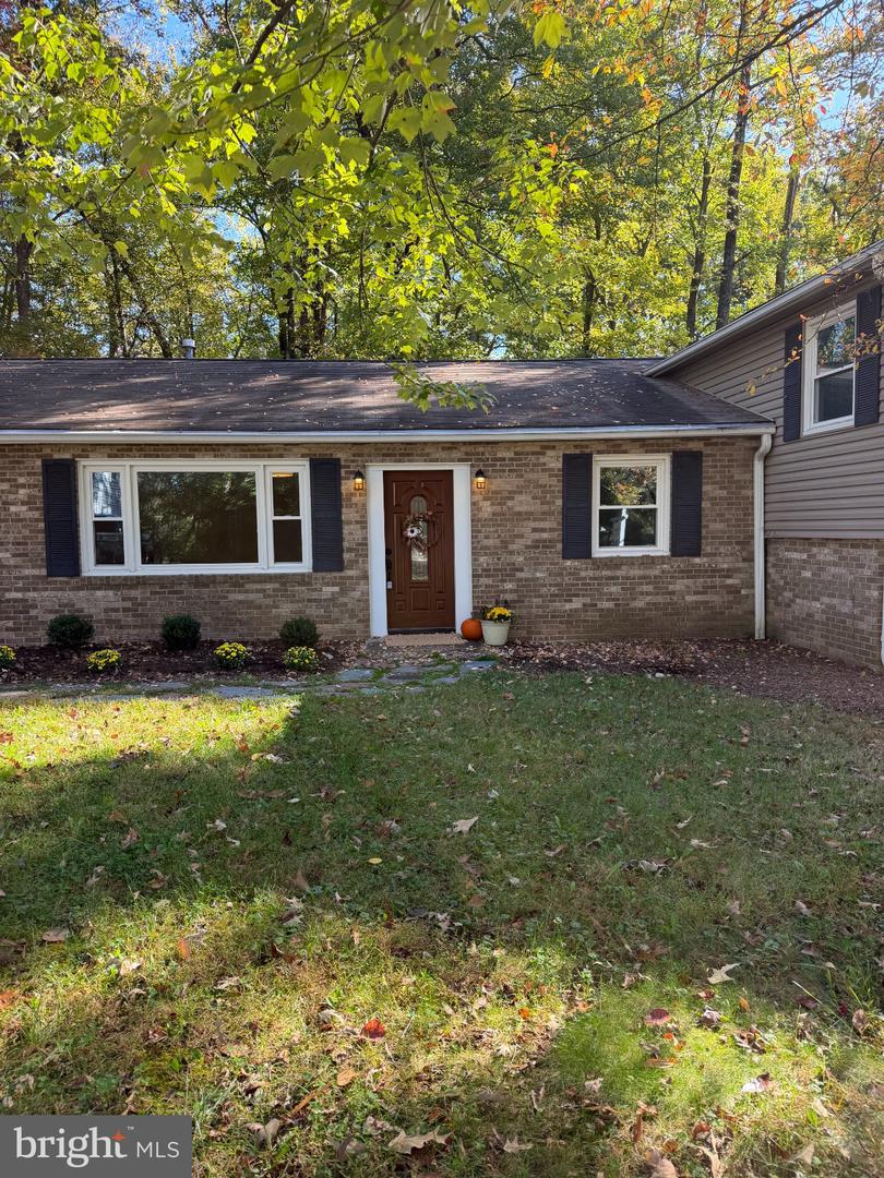 7405 EPLING RD Property Photo 1