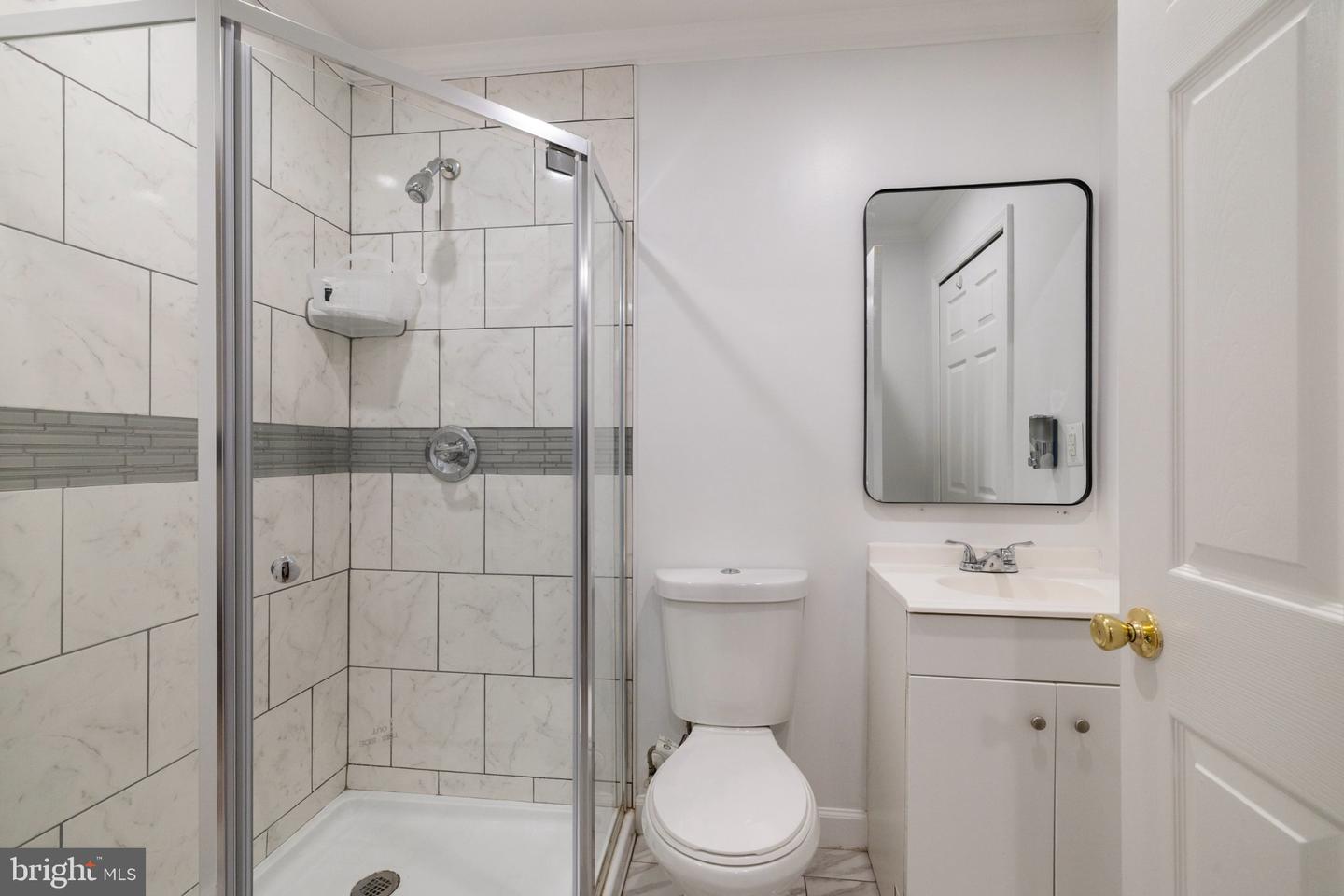 324 Harry S Truman Dr #233 Property Photo 14