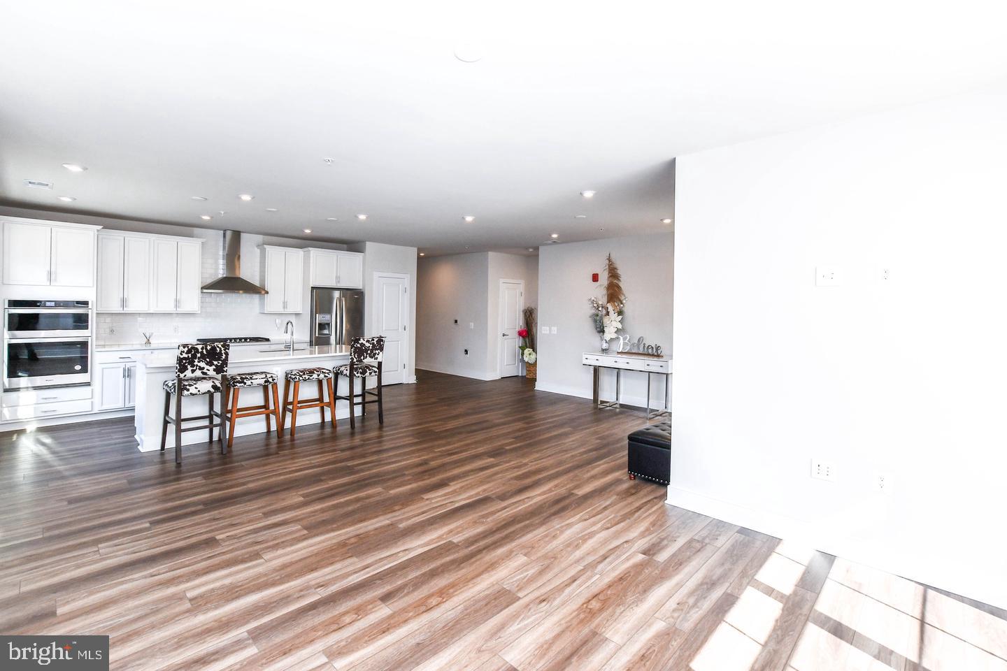 100 Saint Ives Property Photo 25