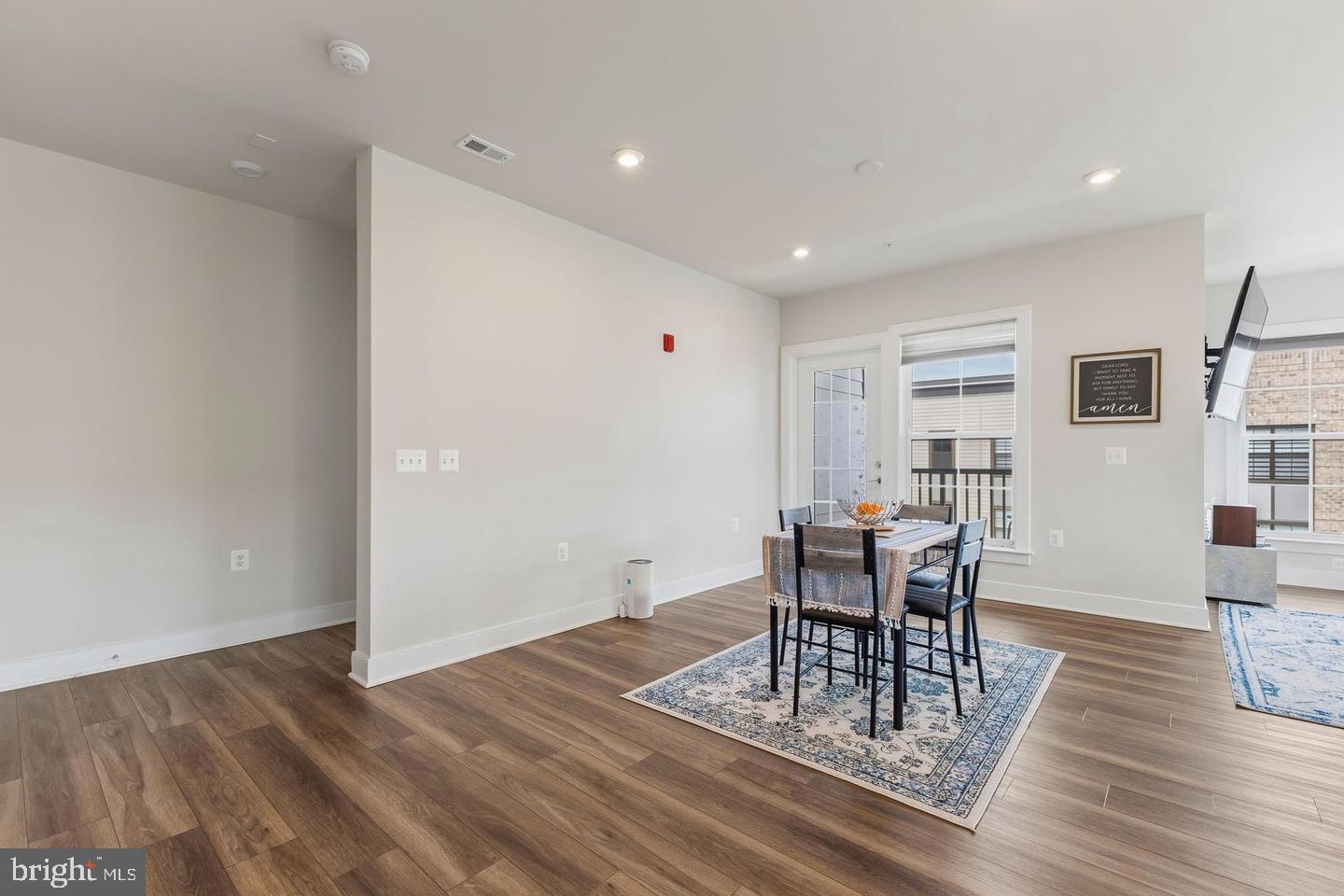 104 Saint Ives Pl #401 Property Photo 12