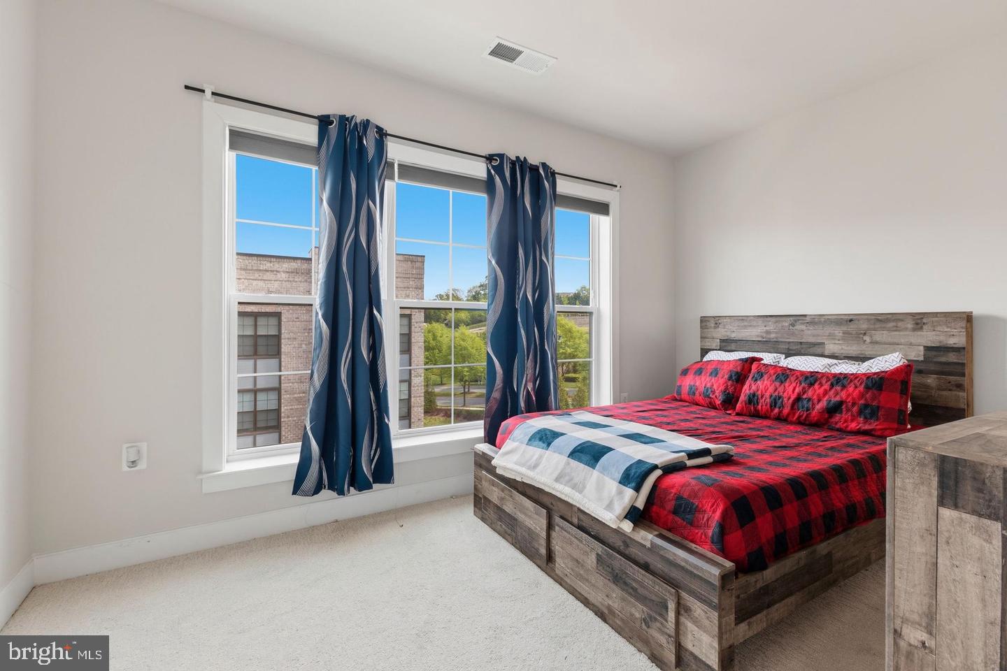 104 Saint Ives Pl #401 Property Photo 25