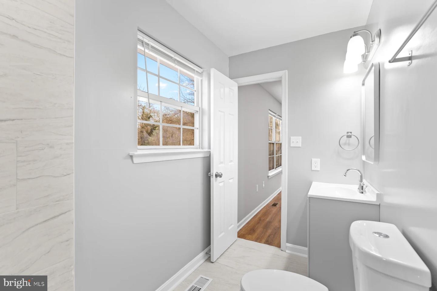 5008 Boydell Ave Property Photo 15