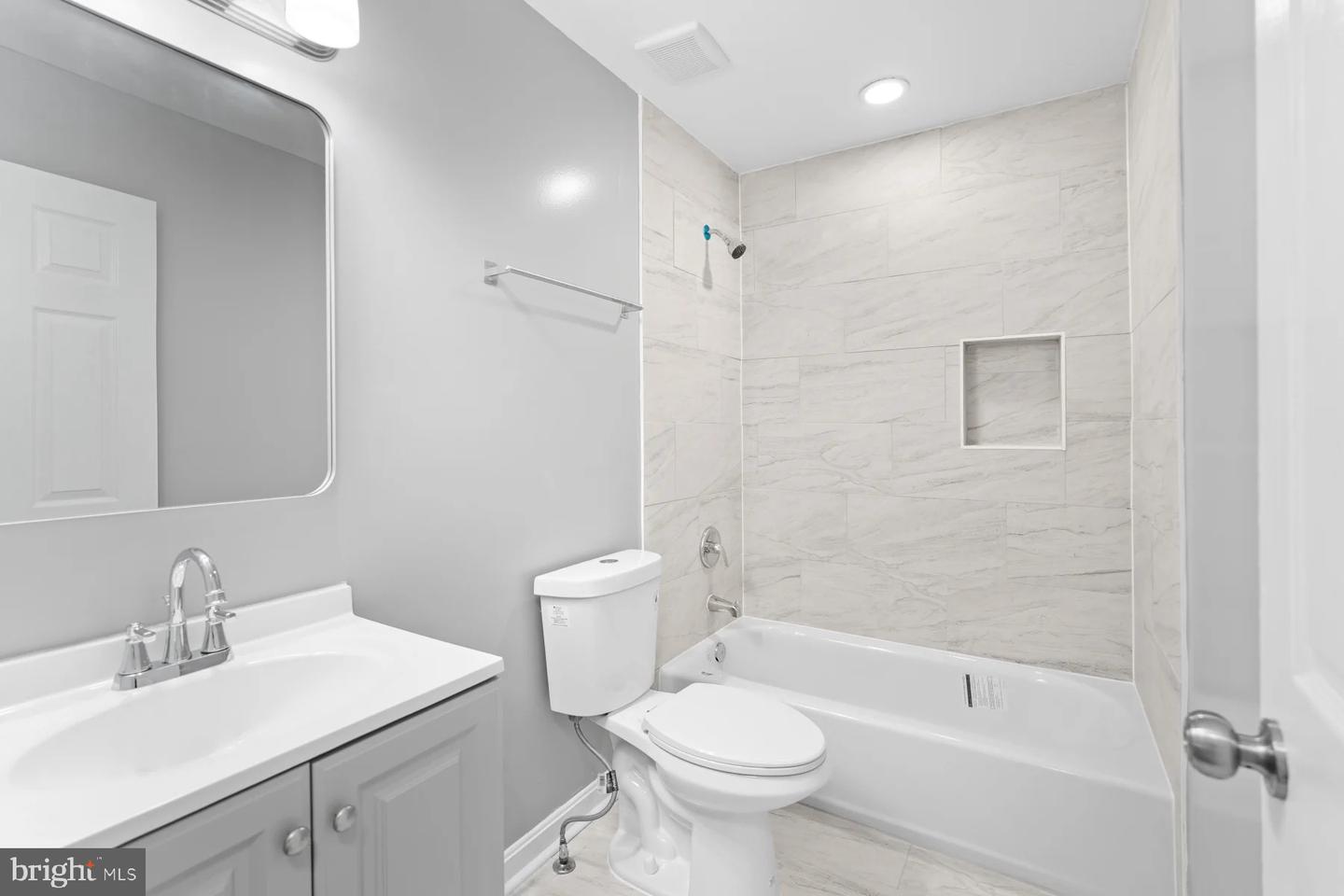 5008 Boydell Ave Property Photo 20