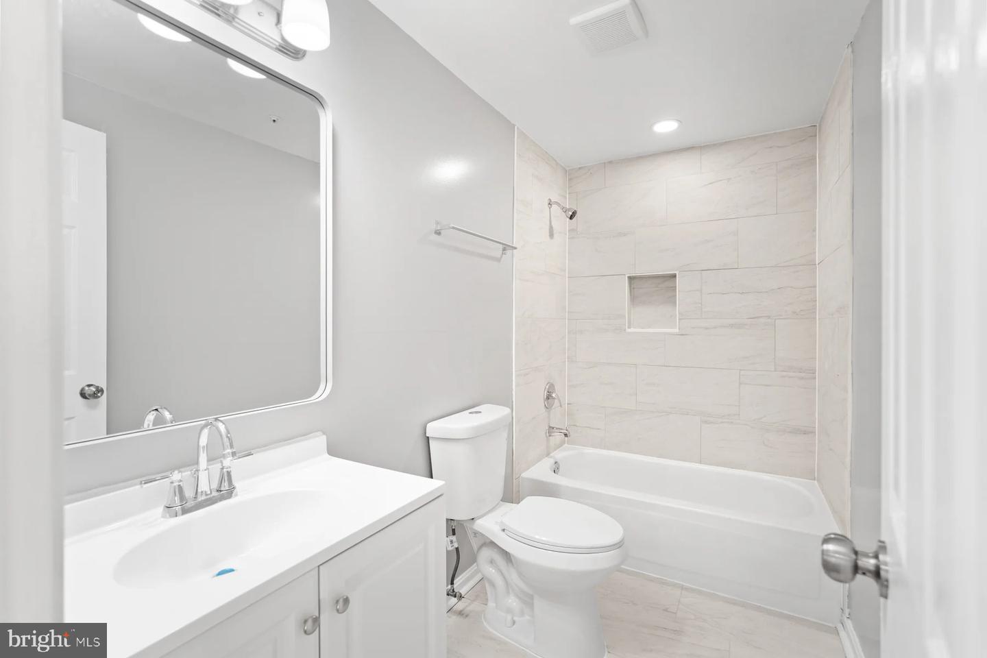 5008 Boydell Ave Property Photo 21
