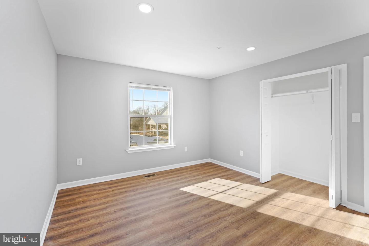 5008 Boydell Ave Property Photo 29