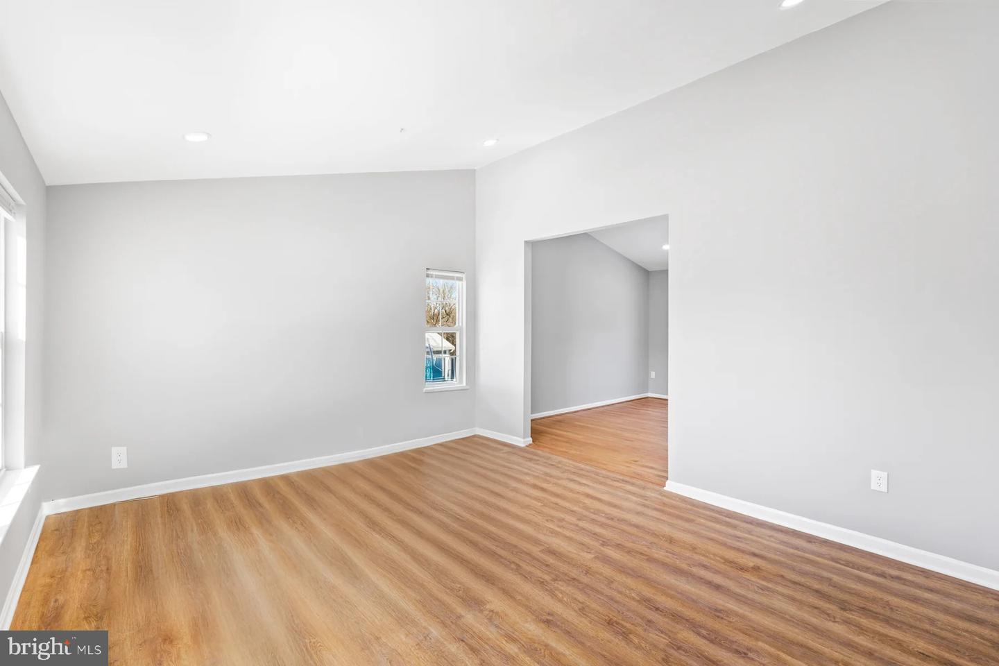 5008 Boydell Ave Property Photo 31