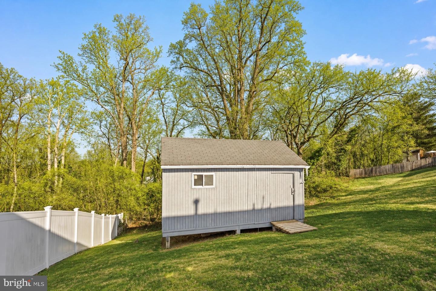 5008 Boydell Ave Property Photo 44