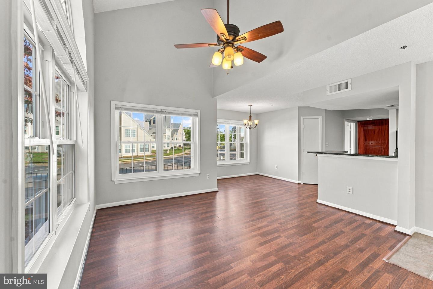 14130 BOWSPRIT LN #710 Property Photo 1